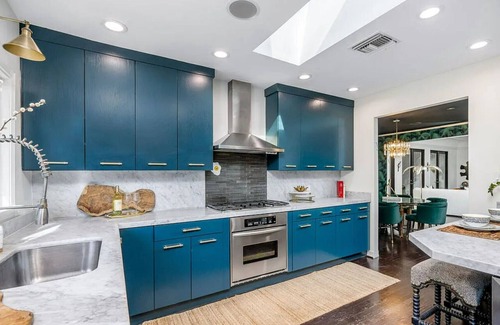 West Hollywood Villa | Edinburgh Villa - Gated Spanish Bungalow w/Modern Upgrades