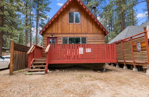 Big Bear City House | Enchanted Cabin- 2Bed 1bath