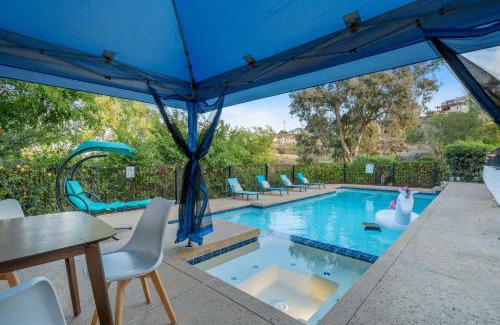 El Cajon House | Entire Private Pool, Grand View, King Bed, Spacious, Parking, Available Now