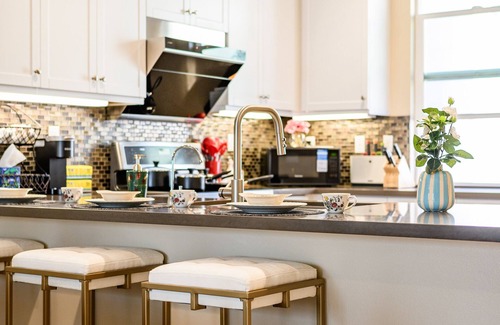 Glendora Condo | Exquisite home/4BD/5 Beds/Quiet