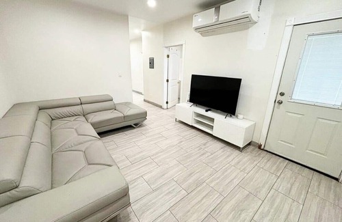 Santa Ana Apartment | Exquisite Stay - Downtown Charm
