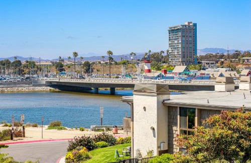 Townsite House | F201 - Harborview Heaven