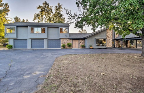 Valley Center Cottage | Family Retreat - Private Tennis Court & Game Room