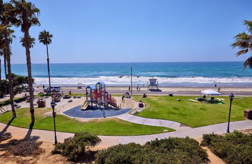 Townsite House | Fantastic Ocean View Remodeled All New Furnishings Pet Friendly AC