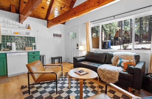 Big Bear City House | Figgy Stardust Spa Grill