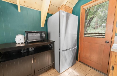 Upper Moonridge House | Forest Glen