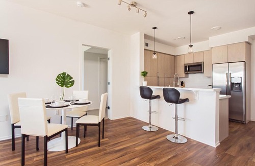 Pacific - Edison Apartment | Glendale Luxury Penthouse