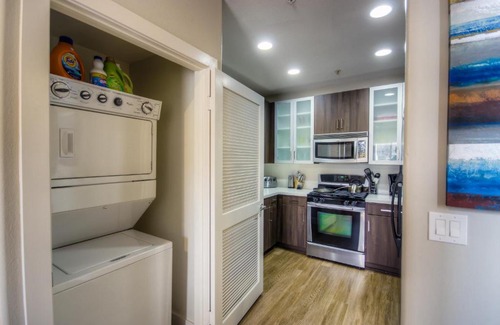 Westwood Apartment | Glendon Westwood 4143-TH-R