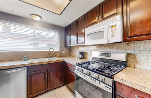 Indio House | Golf course home w/ping-pong & foosball - two miles from fairgrounds - dogs OK