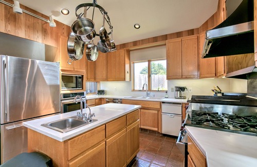 Sea Ranch House | Gorgeous House with Ocean Views & Shared Pools plus Nearby Beach & Bluff Trail