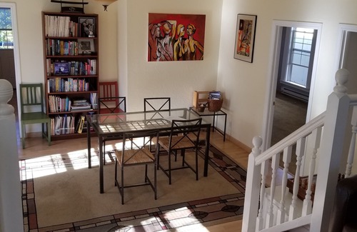 Piedmont Avenue House | Great Location: Quiet, secure with parking by restaurants, groceries, etc.