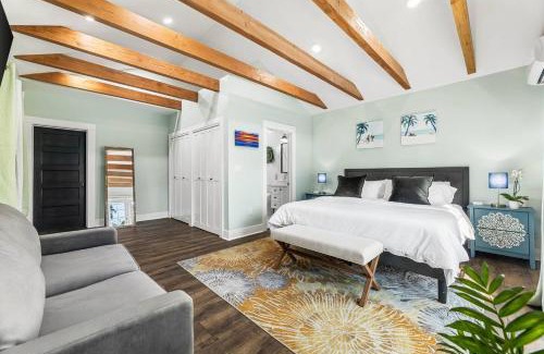 Hollywood House | Green Gables