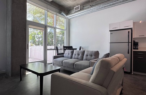 East Village Apartment | Griffis East Village: Comfortable 1-Bedroom Stay in Vibrant Downtown
