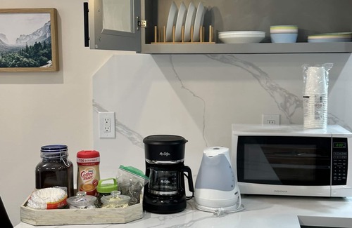Garden Grove House | Guesthouse Convenient Location, Close to Disneyland and Beach