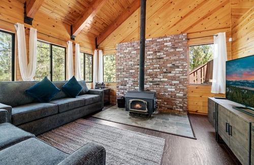 Fox Farm House | Hidden Spot