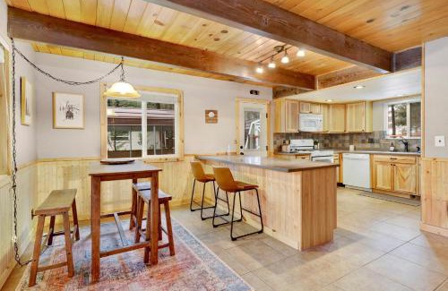 Woodlands House | Holiday homes in CA, USA