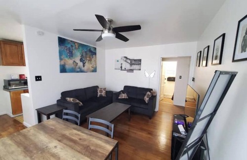 Hollywood Apartment | Hollywood - Budget, Private, Quiet 2nd Flr 1BR/1BA