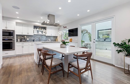 Hollywood Hills West House | Hollywood Hills Cinema