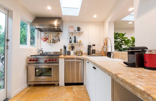 Hollywoodland House | Hollywood Hills Luxury Sanctuary