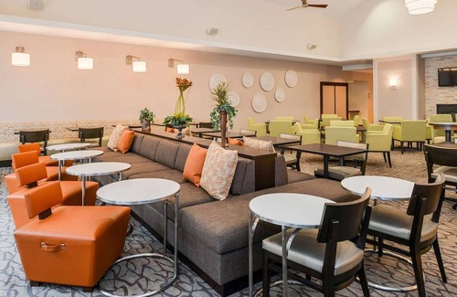 Raisin Hotel | Homewood Suites by Hilton Fresno
