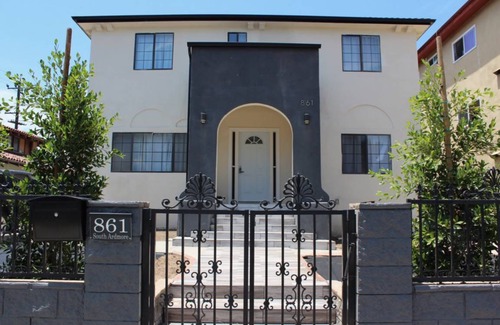 Wilshire Center Hostel | Hostel ∙ 8 guests