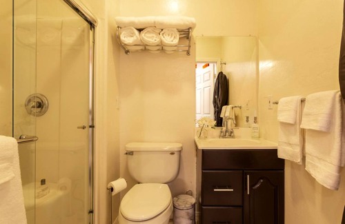 Julian House | House ∙ 1 bedroom ∙ 2 guests