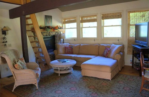 Berry Glenn House | House ∙ 1 bedroom ∙ 5 guests