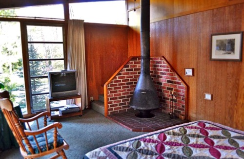 Idyllwild House | House ∙ 1 bedroom ∙ 2 guests