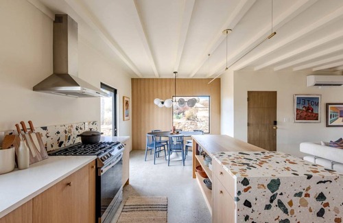 Pioneertown House | House ∙ 3 bedrooms ∙ 4 guests