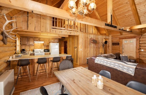 Upper Moonridge House | House ∙ 3 bedrooms ∙ 6 guests