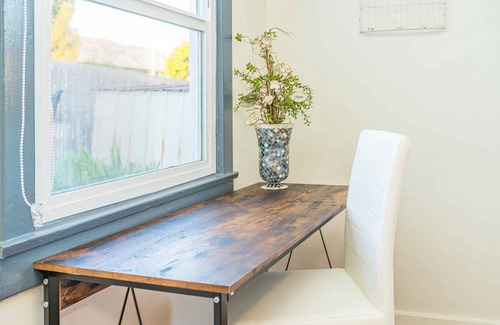 Glendora House | House ∙ 3 bedrooms ∙ 6 guests