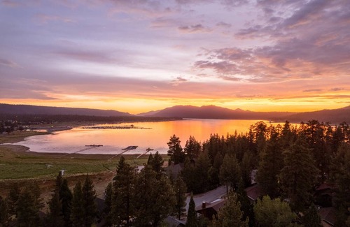 Big Bear Lake House | House ∙ 4 bedrooms ∙ 16 guests
