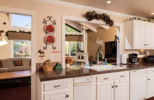 Big Bear Lake House | House ∙ 4 bedrooms ∙ 16 guests