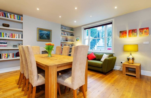 Camden Town with Primrose Hill House | House ∙ 5 bedrooms ∙ 10 guests