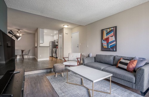 Westwood Apartment | Ideal Westwood 1BR w/Gym, nr. UCLA/Medical Center by Blueground