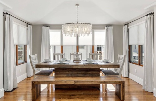 Hermosa Beach House | Immaculate 3,000 Sq Ft Home A Block To The Beach
