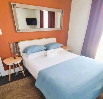 Hermosa Beach Hostel | ITH Hermosa Beach Surf Hostel LAX