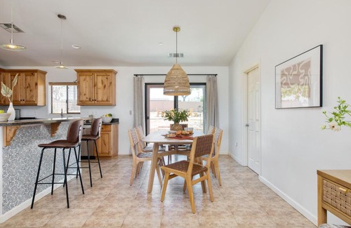 Yucca Valley House | Joshua Tree Landing by AvantStay 3 BDR 2Bath Home w Hot Tub