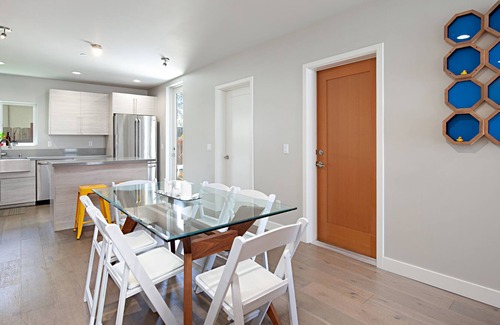 Roseville - Fleet Ridge House | Keats Buyout. Big and modern.