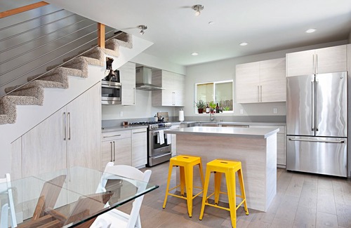 Roseville - Fleet Ridge House | Keats Buyout. Big and modern.