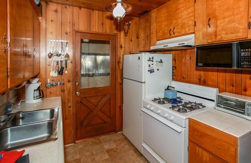 Upper Moonridge House | Kiwi Cabin