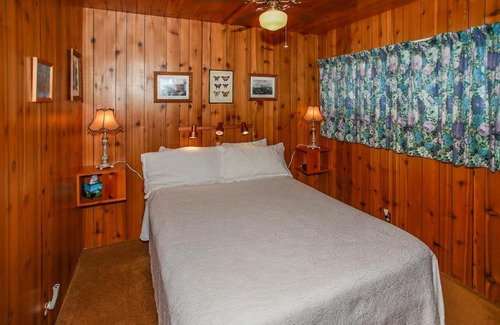 Upper Moonridge House | Kiwi Cabin