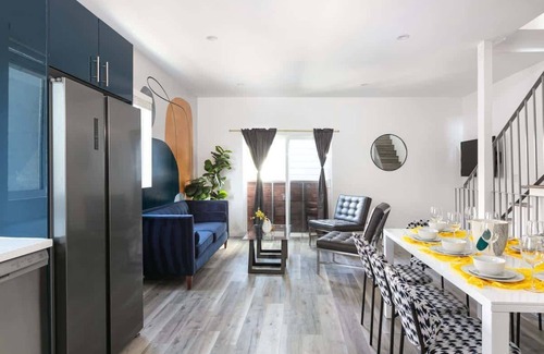 Historic Filipinotown House | LA Insta-LuxeTownhome! Best Area+Free Parking