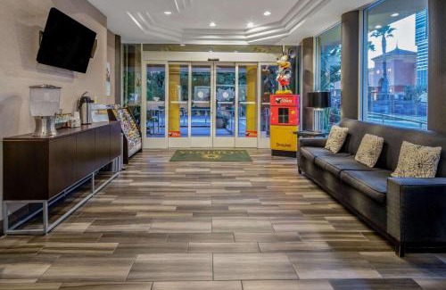 Anaheim Resort Hotel | La Quinta by Wyndham Anaheim