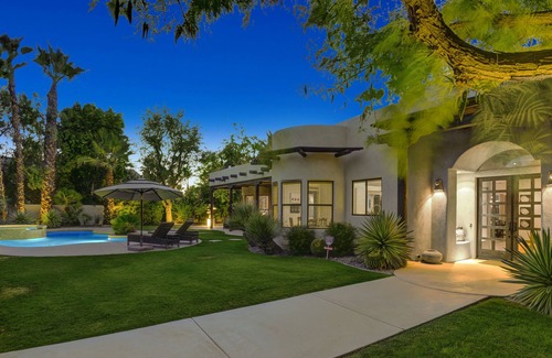 Palm Springs House | La Quinta Estate, 6 bedroom, Gym, Billiard, Ping Pong.