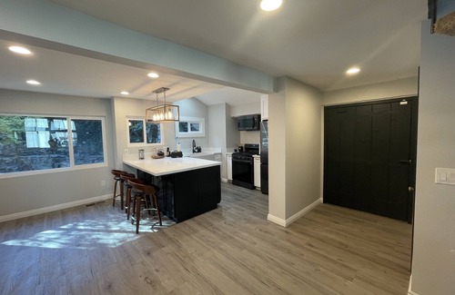 Crestline Cabin | Lake Arrowhead/Crestline, Ca