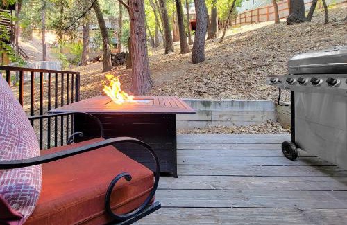 Crestline House | Lake Gregory Escape