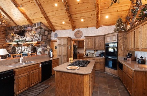 Boulder Bay House | Lakefront Dream Luxury Estate. Close to Village.