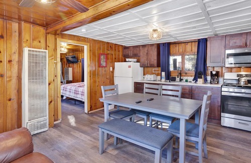 Big Bear Lake Cabin | Lakeview Family Cabin at Big Bear Lake Village