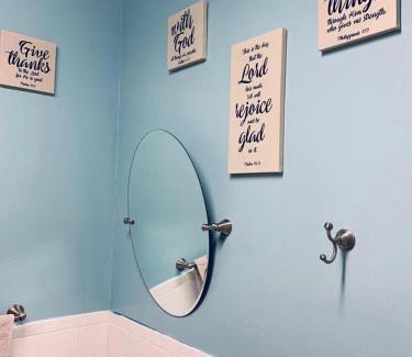 Inglewood Hostel | LAX guest house